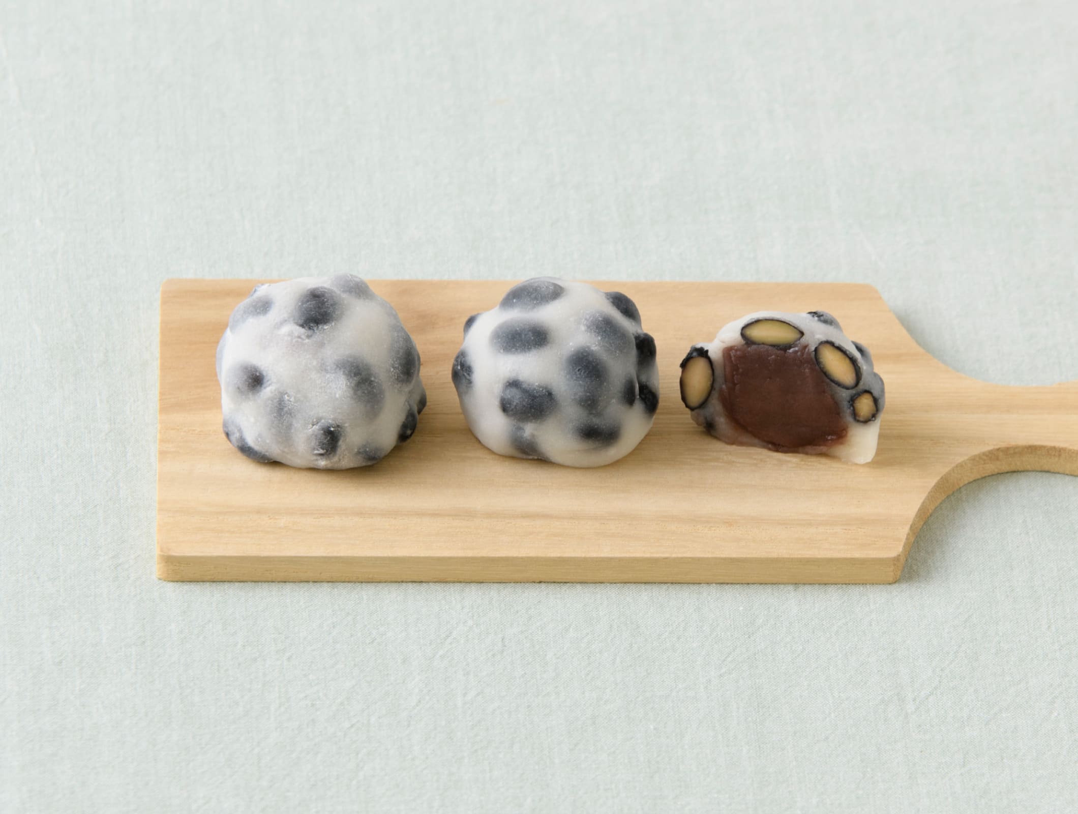 竹内菓子舗 黒まめ塩大福